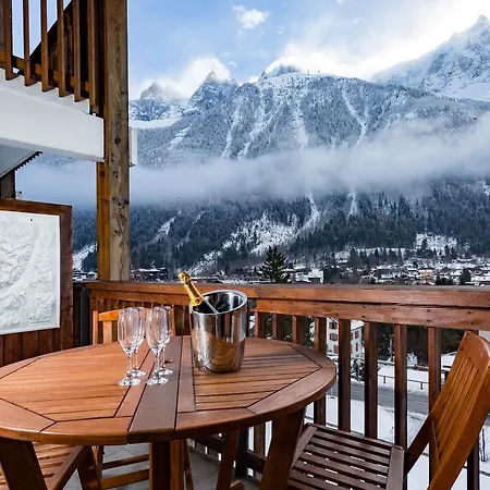 Apartment Les Pecles - All Year Chamonix